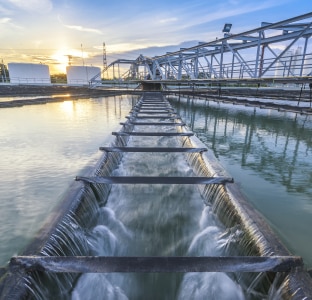 Εγκατάσταση καθαρισμού νερού